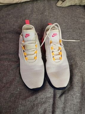 Nike Women’s Sneakers Size 8 White Pink CI6155-151 Athletic Shoes